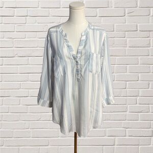 Torrid Harper Striped Blouse Size 1 (XL / 14-16) Blue White V-Neck Tunic